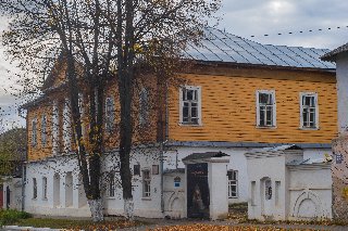 Здание музейно-краеведческого центра «Дом Цыплаковых»