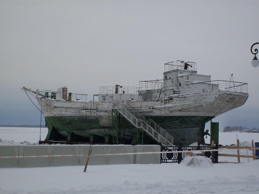 Северный морской музей на набережной