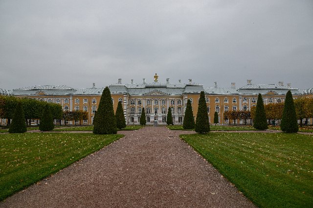 Петергоф — город в Санкт-Петербурге