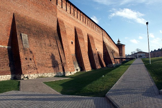 Коломна: кремль и посадские храмы