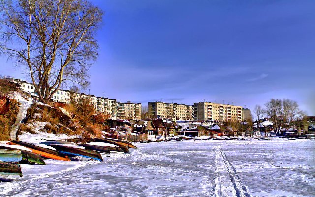 Сатка, городской пруд, лодки на приколе