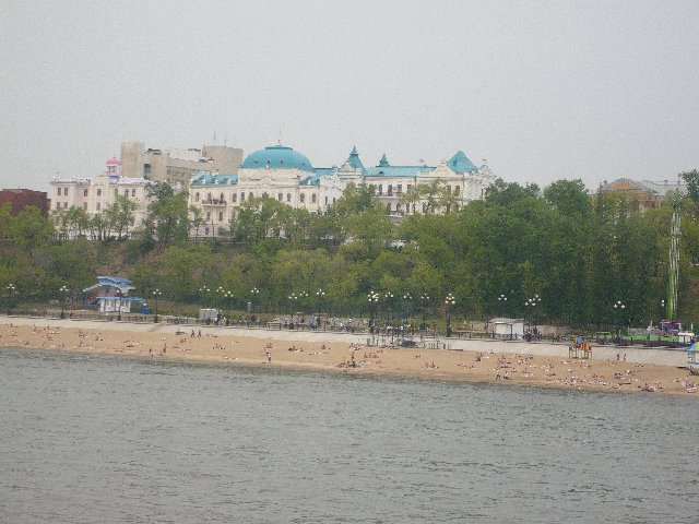 Хабаровск — город на Амуре, административный центр Хабаровского края