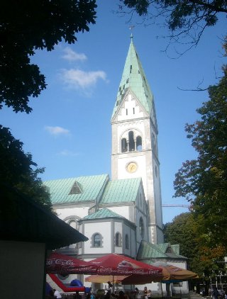 Кирха памяти королевы Луизы, ныне театр кукол