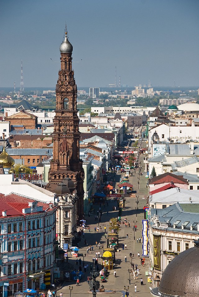 Улица Баумана в Казани