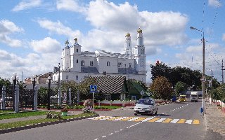 Кармелитский монастырь с костёлом