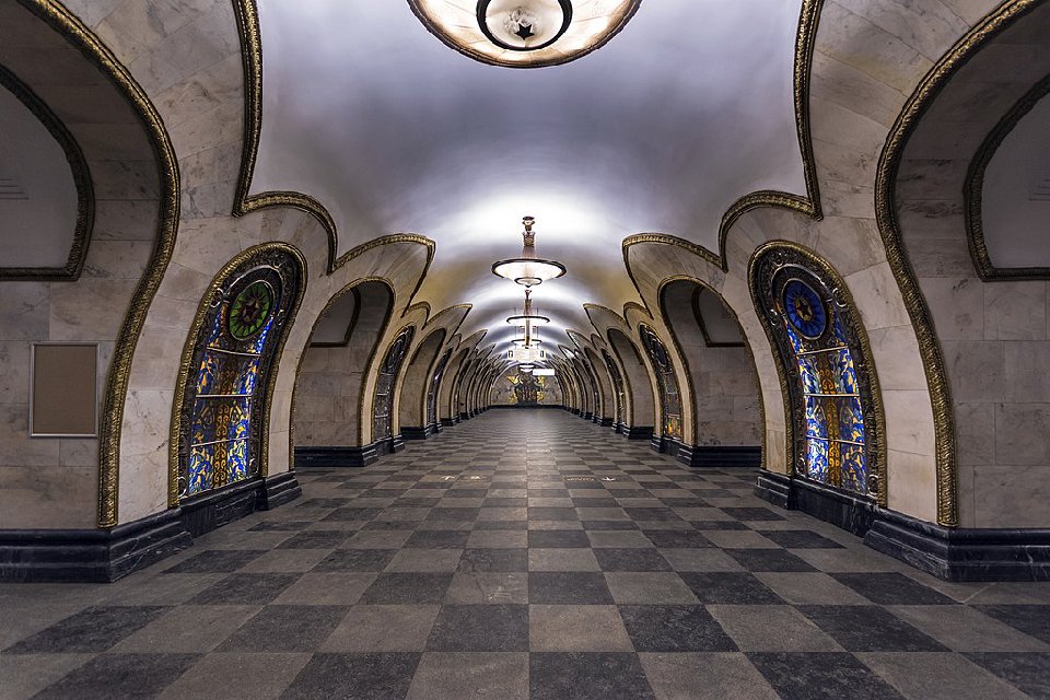Метро Москвы (Семь знаковых станций)