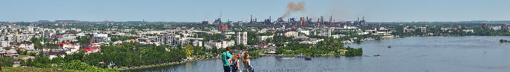 Панорама Уральских гор с вершины горы Белой