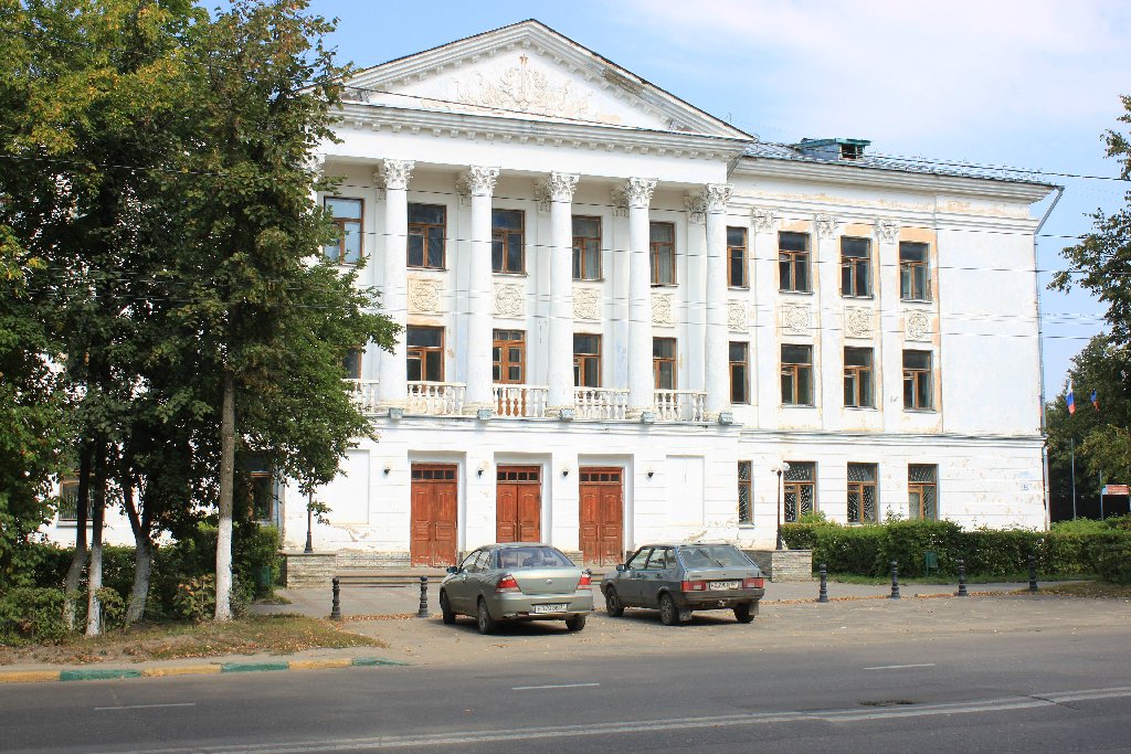 Здание Арзамасского драматического театра