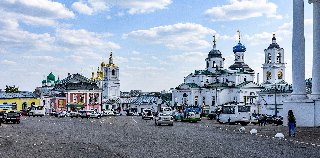 Соборная площадь и Воскресенский собор