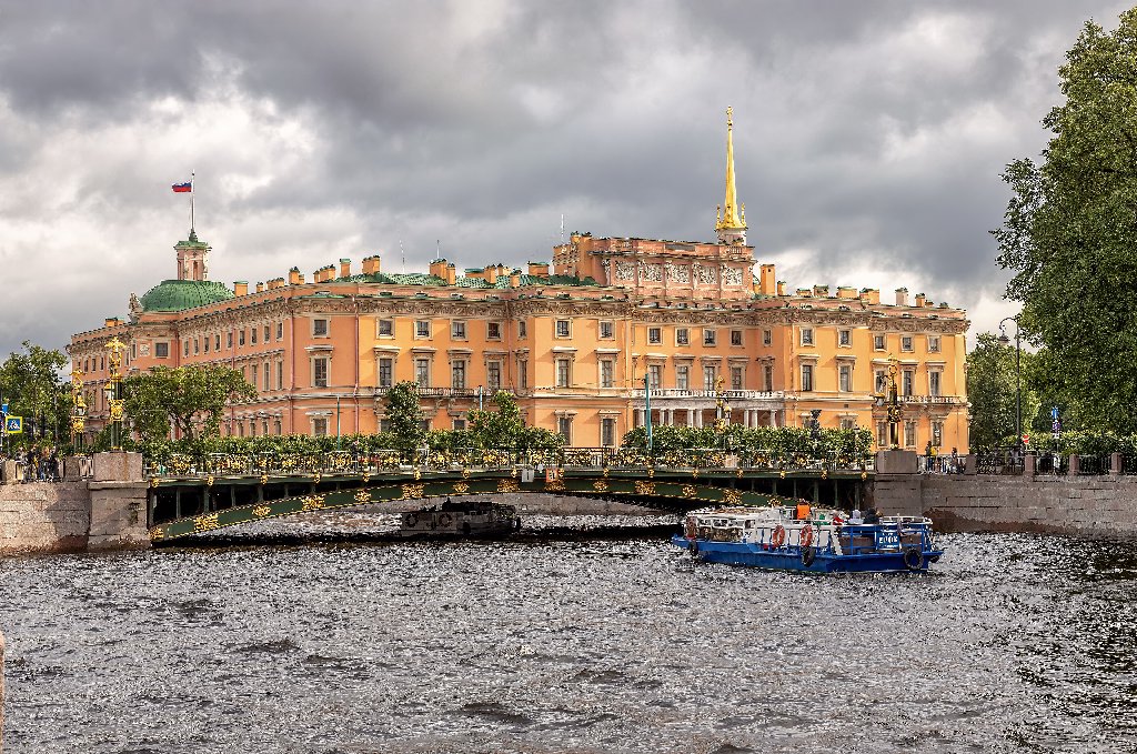 Михайловский замок